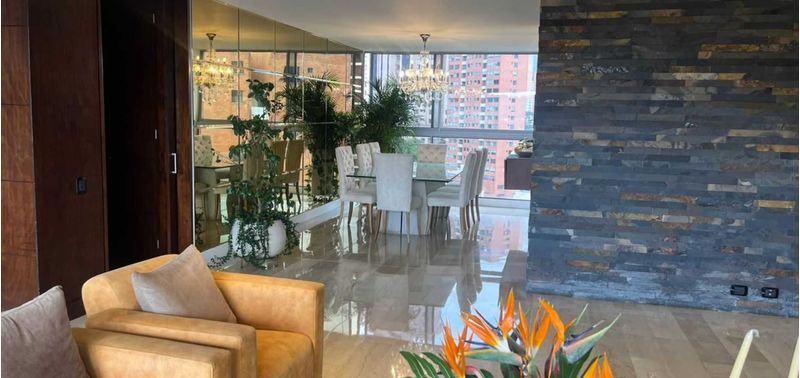 Apartamento en Venta en Medellín, El Poblado-1