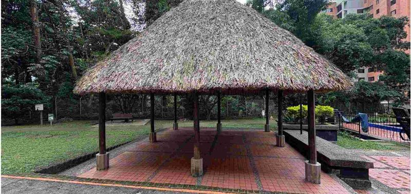 Apartamento en Venta en Medellín, El Poblado-10
