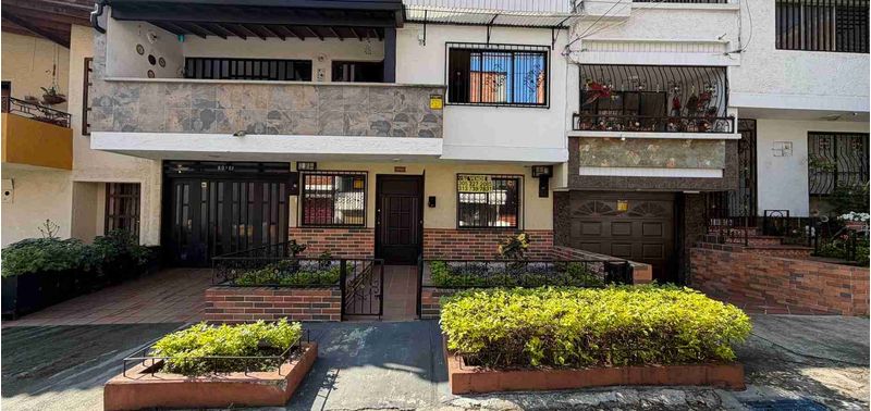 Casa en Venta en Medellín, Laureles