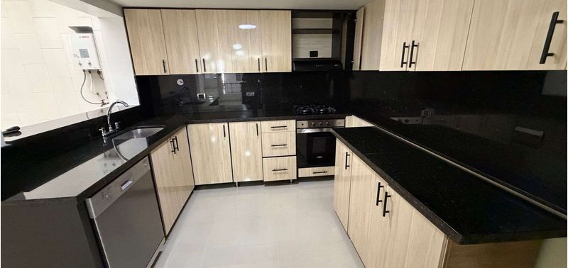 Casa en Venta en Medellín, Laureles-14