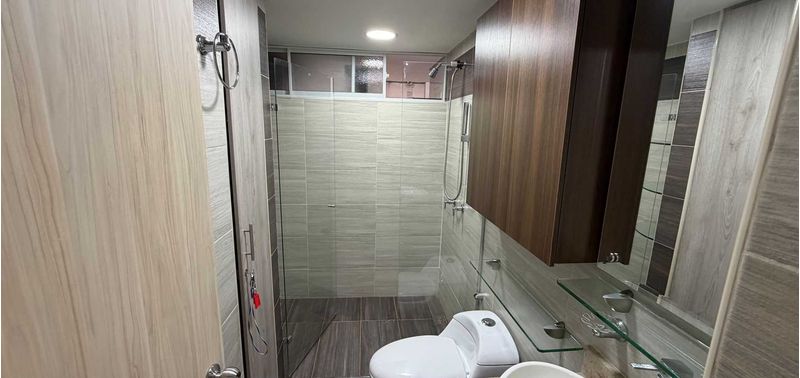 Casa en Venta en Medellín, Laureles-25