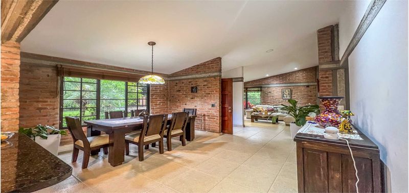 Casa en Venta en Jamundí, Urbanización Riberas de las Mercedes-3