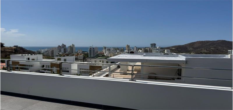 Casa en Venta en Santa Marta, Rodadero Reservado-0