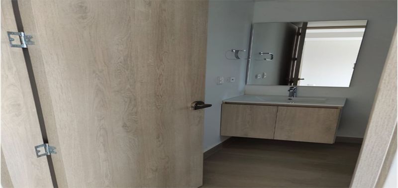 Apartaestudio en Venta en Bogotá, D.C., San Martín Santa Fe-3