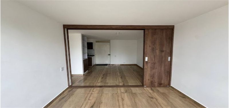 Apartaestudio en Venta en Bogotá, D.C., El Redil-Usaquén-1
