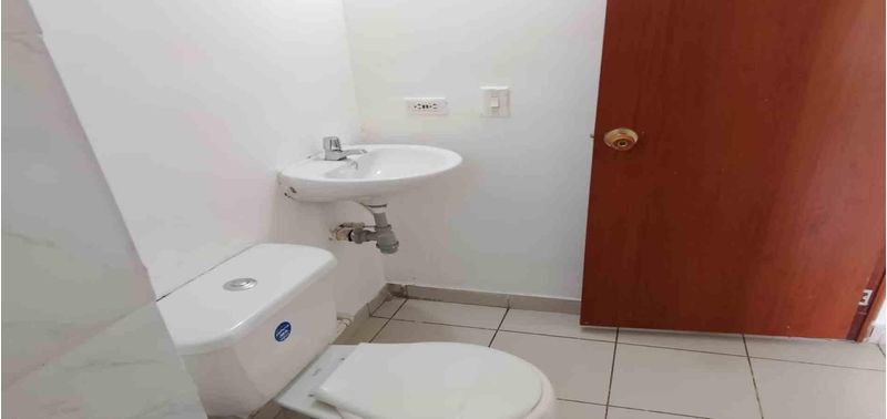 Casa en Venta en Madrid, la finca-8