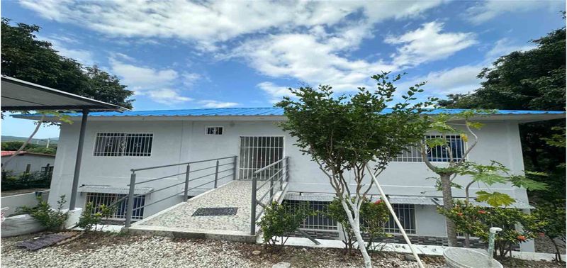 Casa en Venta en Santa Marta, Bonda (Corregimiento)-0