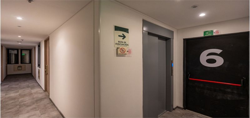 Apartaestudio en Venta en Bogotá, D.C., El Chico-0