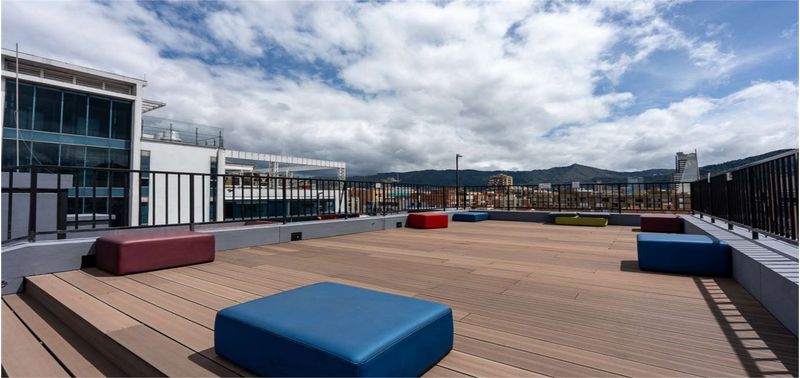 Apartaestudio en Venta en Bogotá, D.C., El Chico-25