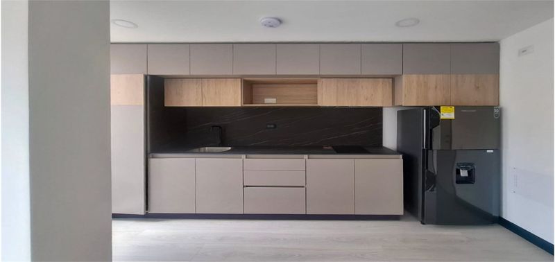 Apartaestudio en Venta en Bogotá, D.C., Santa Barbara Oriental-Usaquén-1
