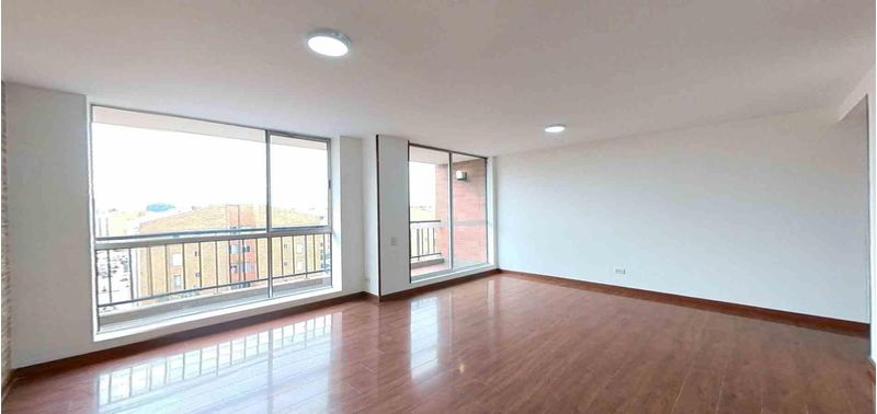 Apartamento en Venta en Bogotá, D.C., Gran Granada-0