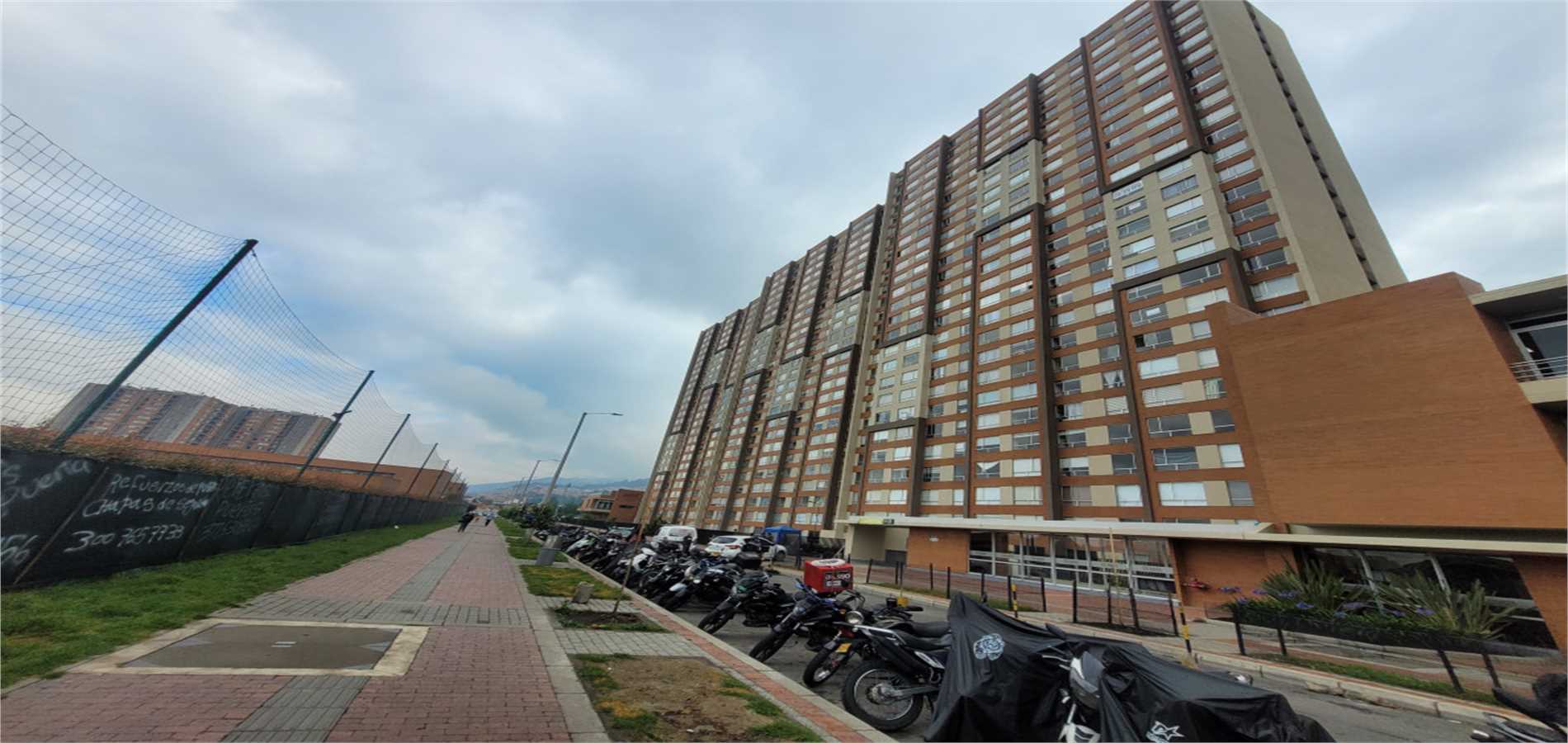 Apartamento en Venta en Bogotá, D.C., El Redil-Usaquén-0