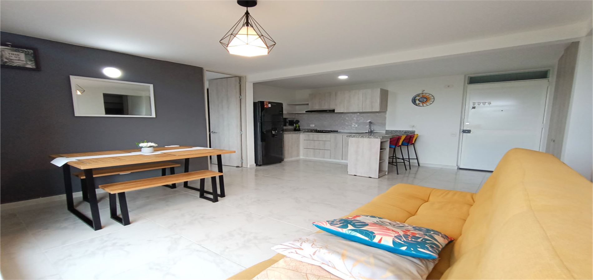 Apartamento en Venta en Ricaurte, Ricaurte Peñalisa-0