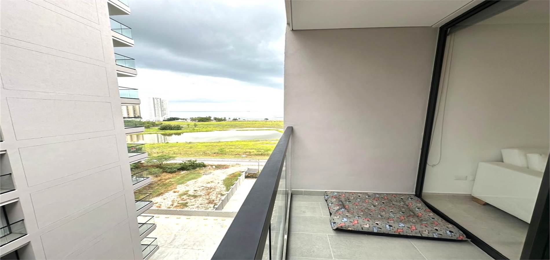 Apartamento en Venta en Santa Marta, pozos colorado-0