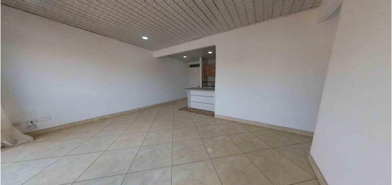 Apartamento en Venta en Madrid, la prosperidad-0