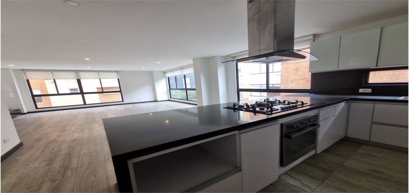 Apartamento en Venta en Bogotá, D.C., Chico Navarra Carrera 23 Calle 101-2