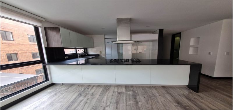 Apartamento en Venta en Bogotá, D.C., Chico Navarra Carrera 23 Calle 101-4