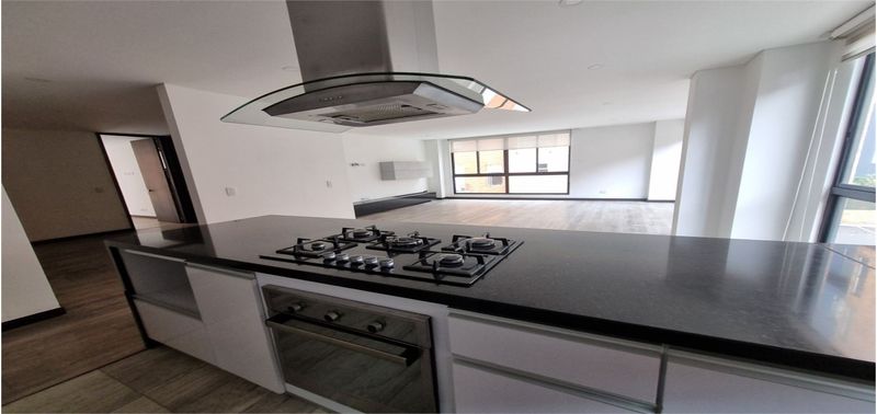 Apartamento en Venta en Bogotá, D.C., Chico Navarra Carrera 23 Calle 101-7