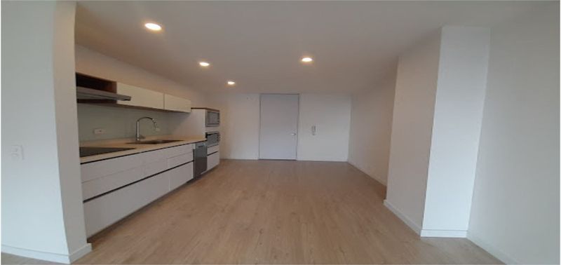 Apartamento en Venta en Bogotá, D.C., El Castillo Chapinero alto-3
