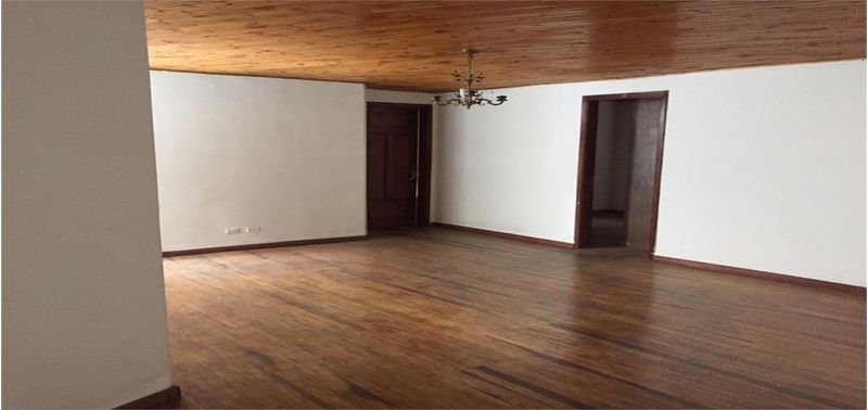 Casa en Venta en Bogotá, D.C., Santa Teresita-Teusaquillo-0