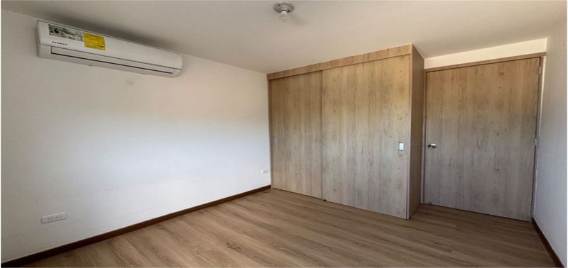 Apartamento en Venta en Santa Marta, Rodadero Sur-3