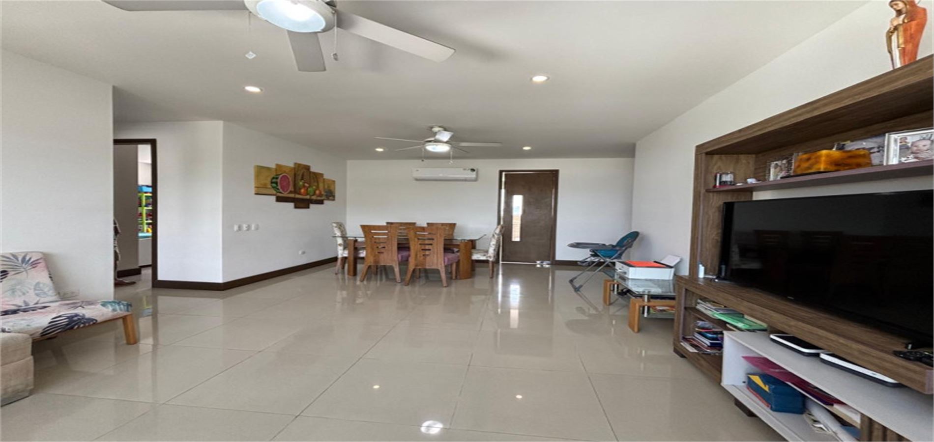 Apartamento en Venta en Santa Marta, Bavaria Country-3