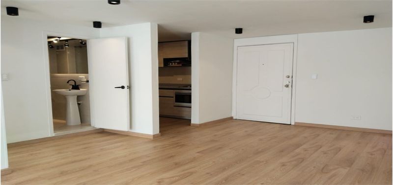 Apartamento en Venta en Bogotá, D.C., El Refugio-Chapinero-3