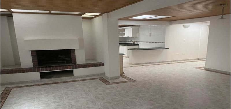 Casa en Venta en Bogotá, D.C., Puente Largo-25