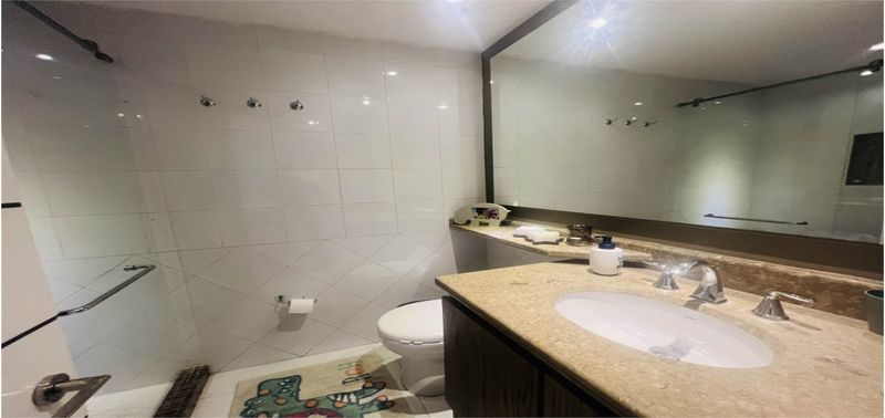 Apartamento en Venta en Bogotá, D.C., San Patricio-Usaquén-21