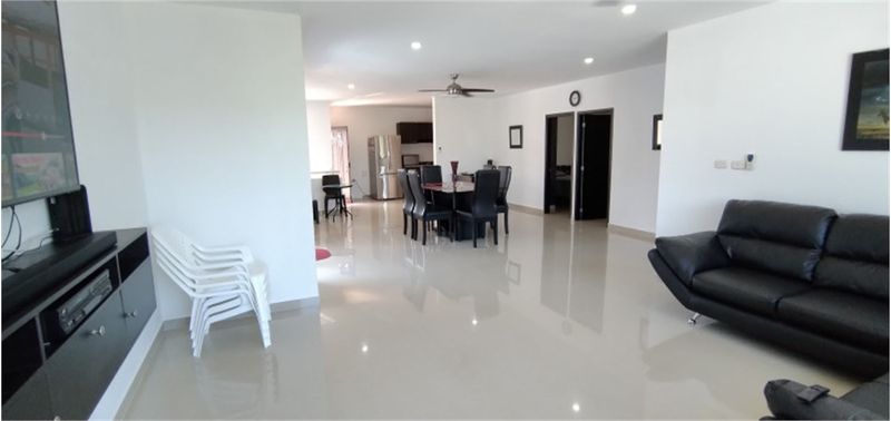 Apartamento en Venta en Santa Marta, Galicia-5