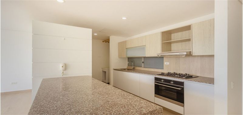 Apartamento en Venta en Santa Marta, El Mayor-0