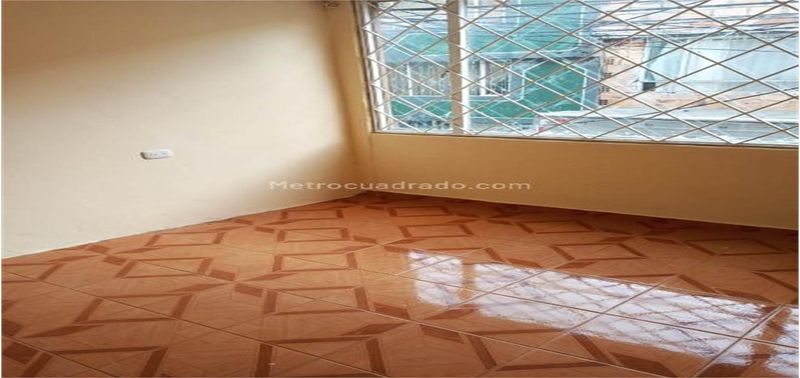 Casa en Venta en Bogotá, D.C., Villa Gladys-Engativá-2