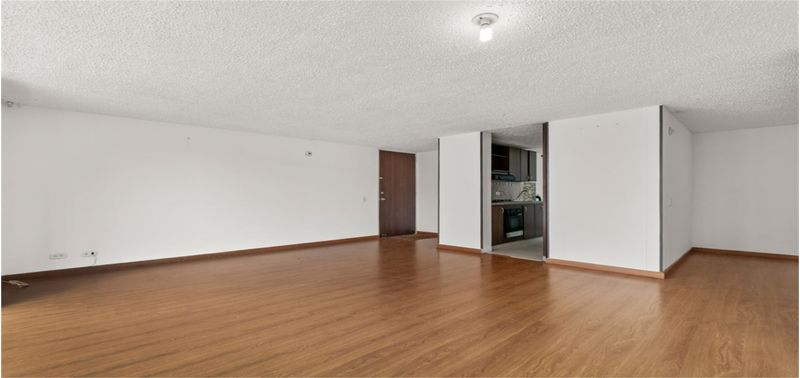 Apartamento en Venta en Bogotá, D.C., Vervenal-1