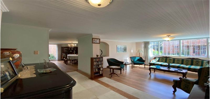 Casa en Venta en Bogotá, D.C., La Calleja-Usaquén-0