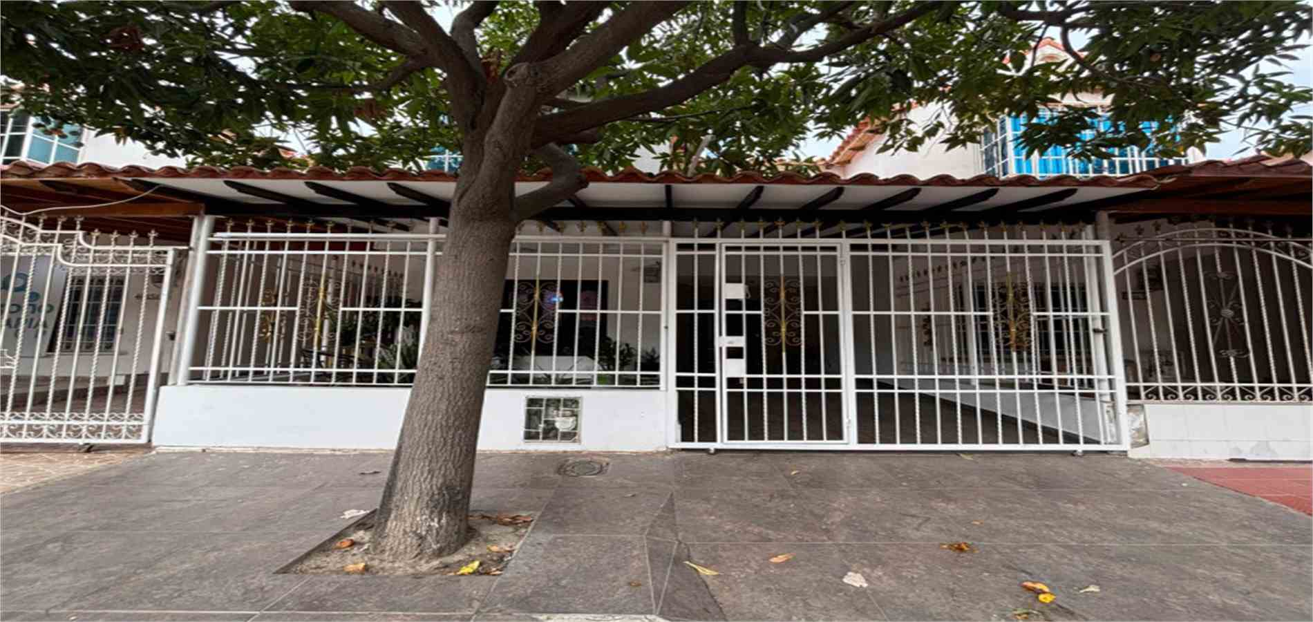 Casa en Venta en Santa Marta, Avenida Libertador-1