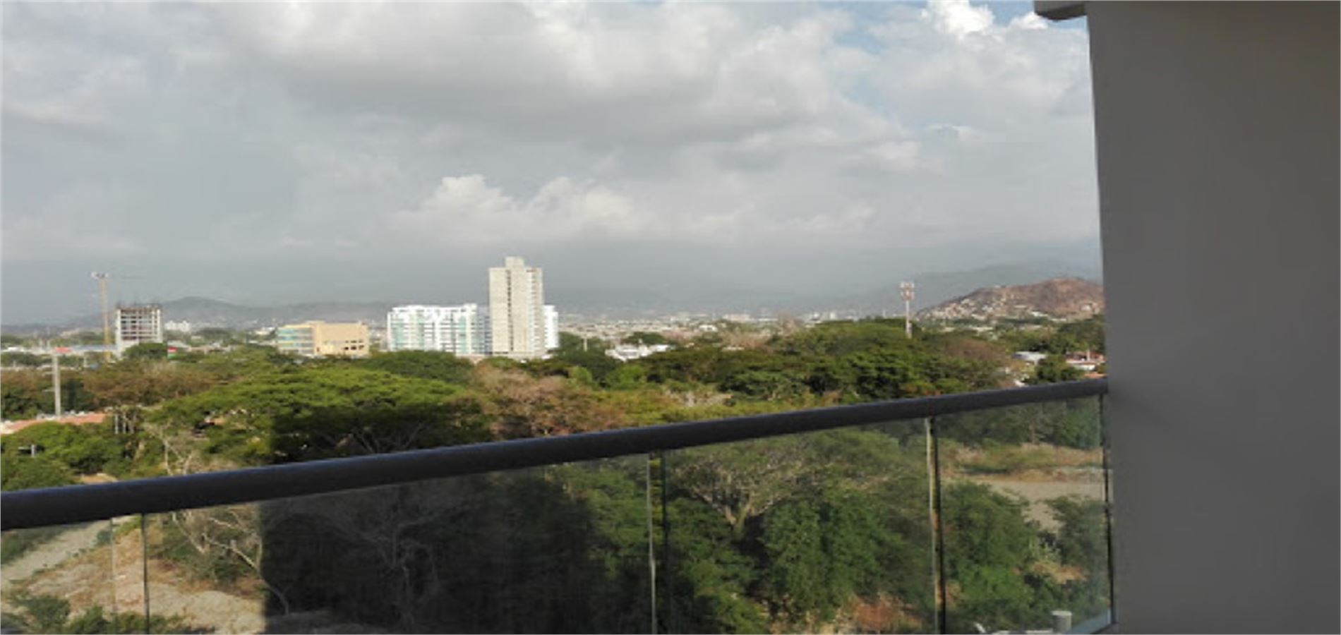 Apartamento en Venta en Santa Marta, Bavaria Country-3