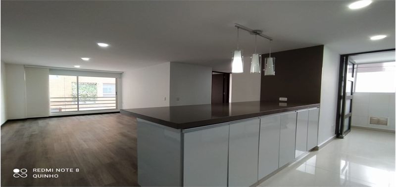 Apartamento en Venta en Bogotá, D.C., Bella Suiza-Usaquén-2