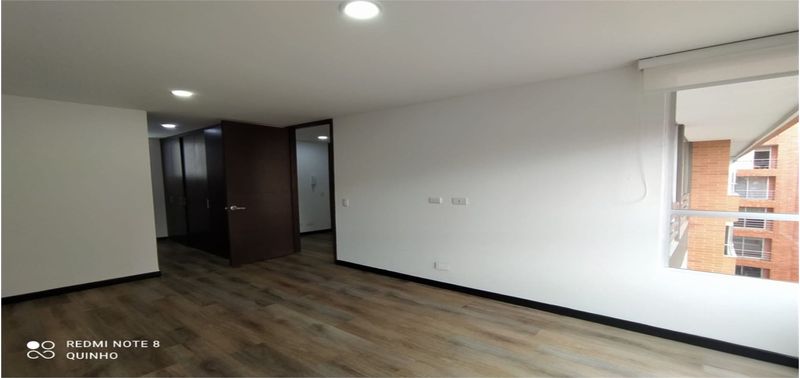 Apartamento en Venta en Bogotá, D.C., Bella Suiza-Usaquén-5