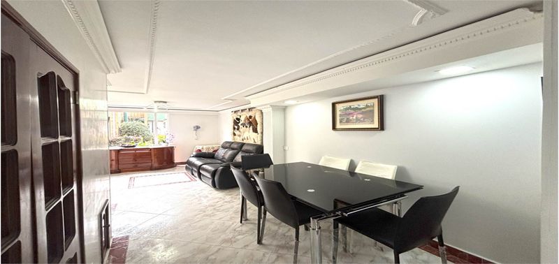 Casa en Venta en Bogotá, D.C., El Verbenal-Usaquén-2