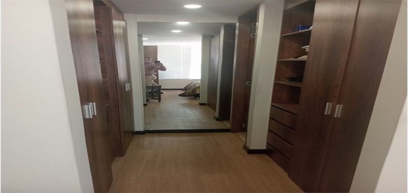 Apartamento en Venta en Bogotá, D.C., BELLA SUIZA 4-8