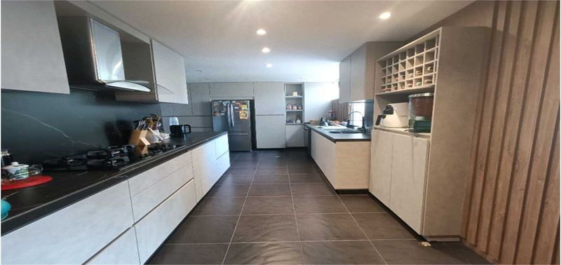 Apartamento en Venta en Bogotá, D.C., Los Rosales Emaús-13