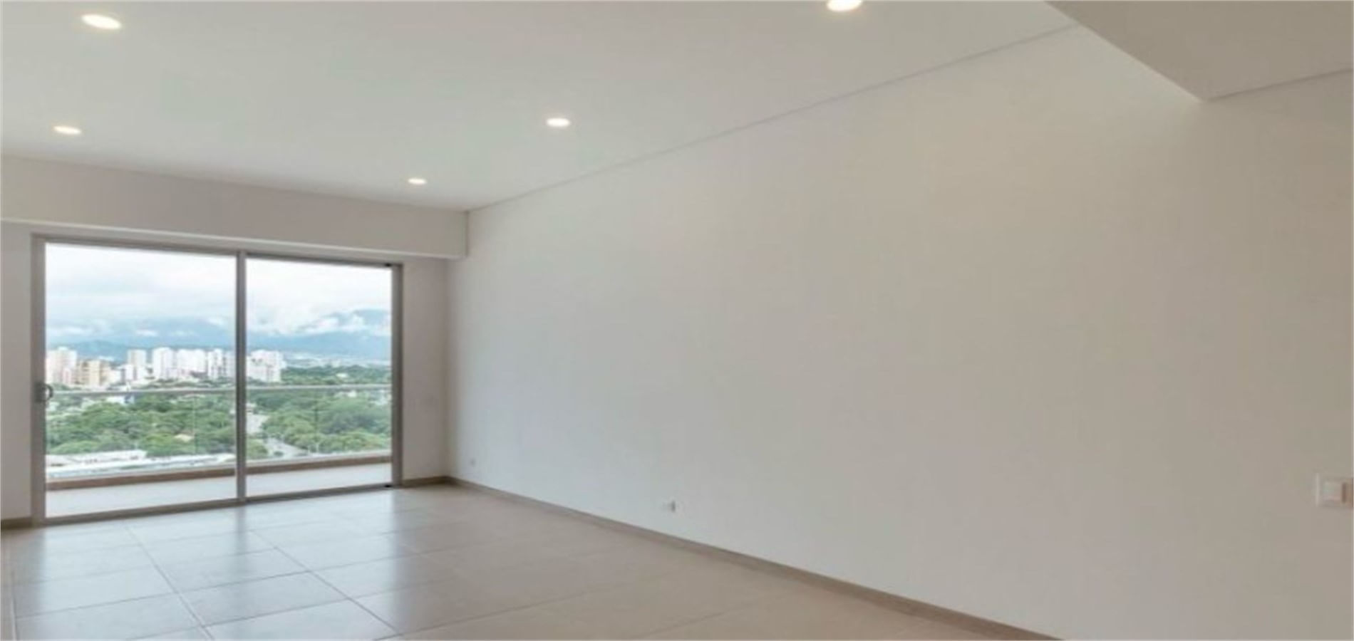 Apartamento en Venta en Santa Marta, Bellavista-1
