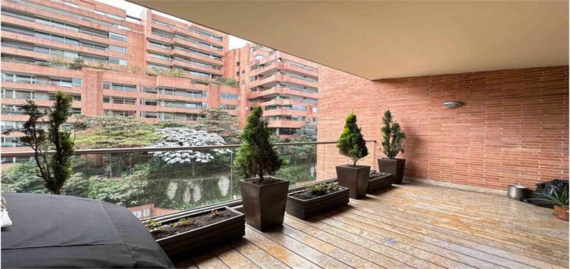 Apartamento en Venta en Bogotá, D.C., Los Rosales Emaús-12