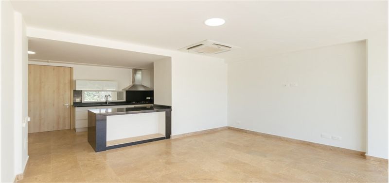 Apartamento en Venta en Santa Marta, Bello Horizonte-1