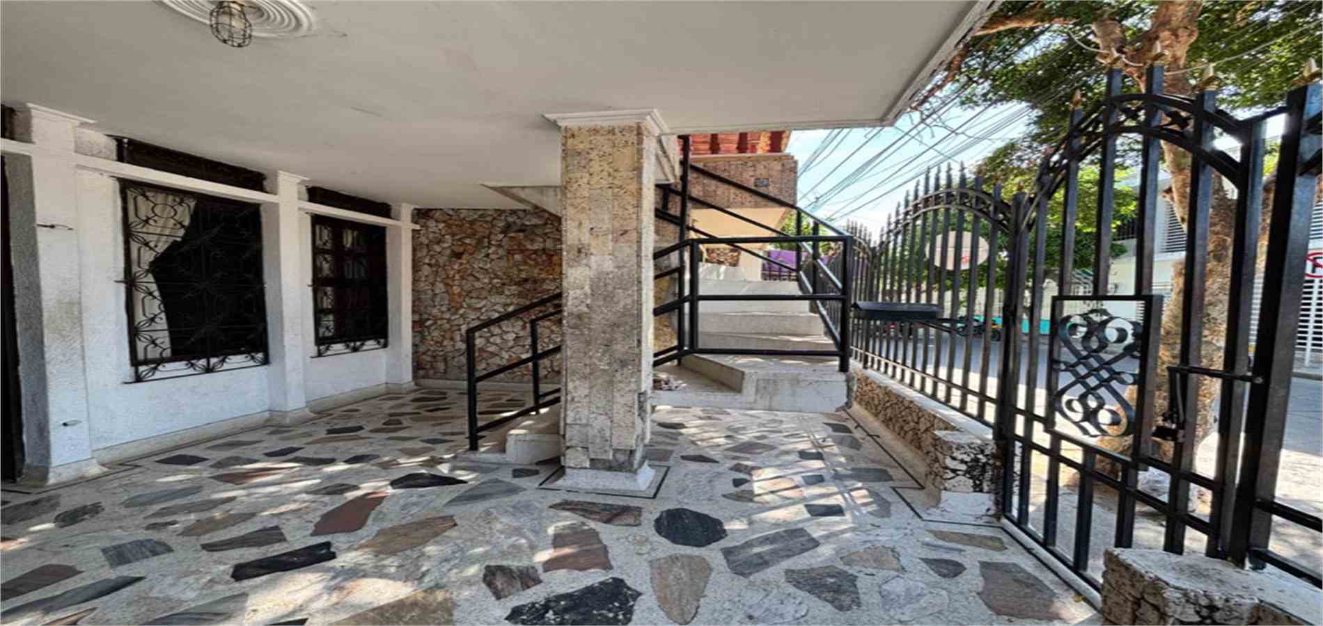Casa en Venta en Santa Marta, La Esperanza-2