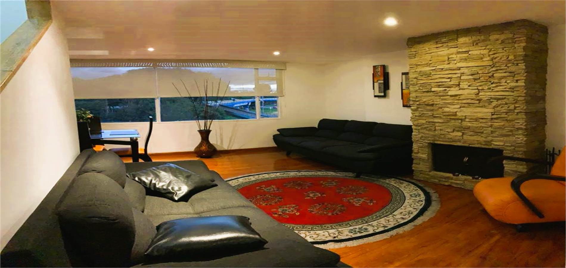 Apartamento en Venta en Bogotá, D.C., PONTEVEDRA 2-1