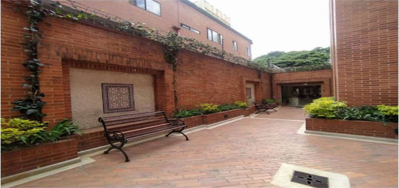 Apartamento en Venta en Bogotá, D.C., SAN PATRICIO 2-28
