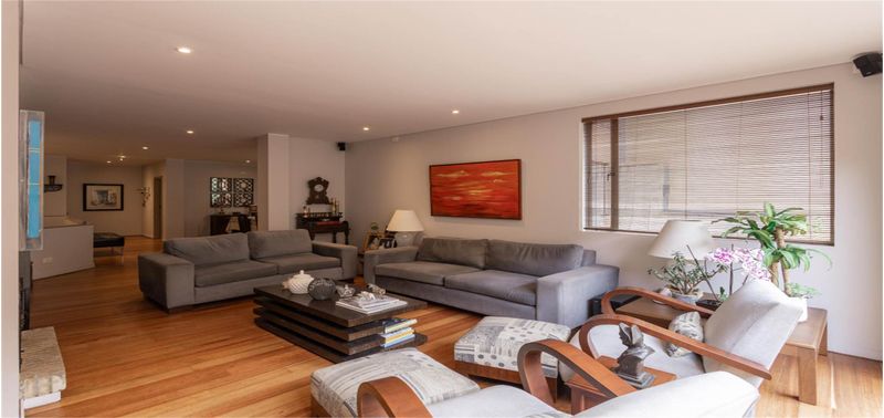 Apartamento en Venta en Bogotá, D.C., Los Rosales Emaús-0