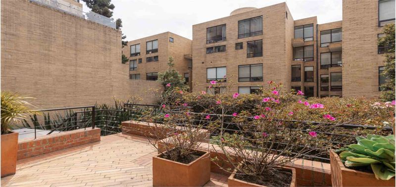 Apartamento en Venta en Bogotá, D.C., Los Rosales Emaús-11