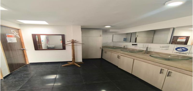 Casa en Venta en Bogotá, D.C., La Castellana-13